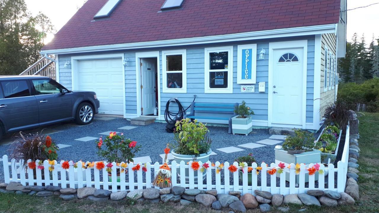 Atlantic View Motel Луненбург Екстериор снимка